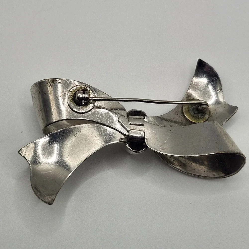 Vintage Silver Tone Bow Brooch Pin Large Ribbon Knot Statement Jewelry‎